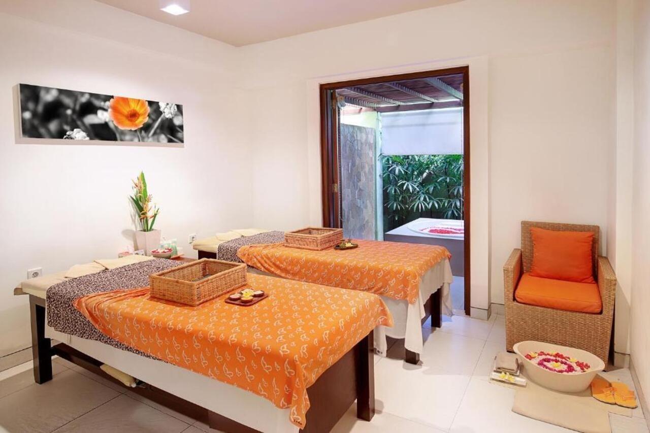 Oyo 90473 Gowin Hotel Kuta  Exterior photo